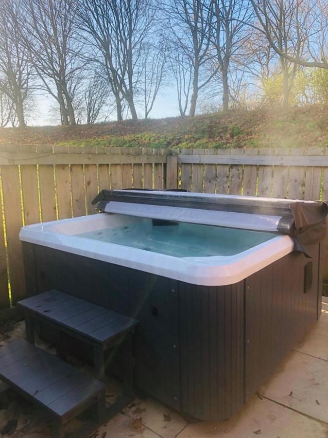 Stunning 3-Bed Hot Tub Lodge Northumberland Felton (Northumberland) Exterior foto